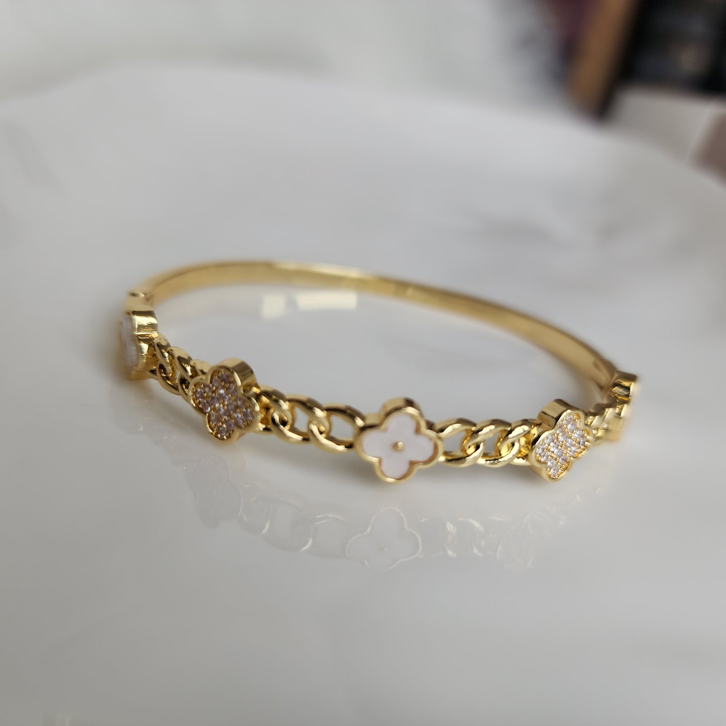 BRAZALETE ANTHEA ORO